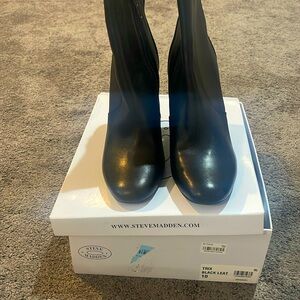 Brand new Steve Madden Trix black leather size 10 boot